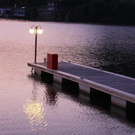 בית נופש Cozy With View In 12 M² And Terrace