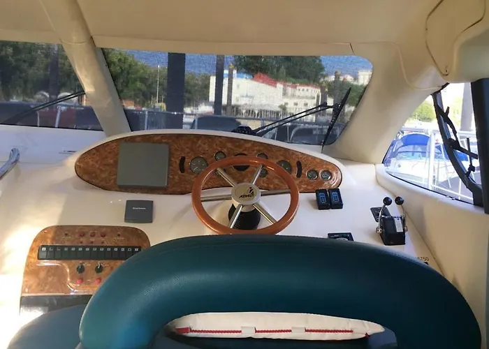 Cozy With View In 12 M² And Terrace * Porto